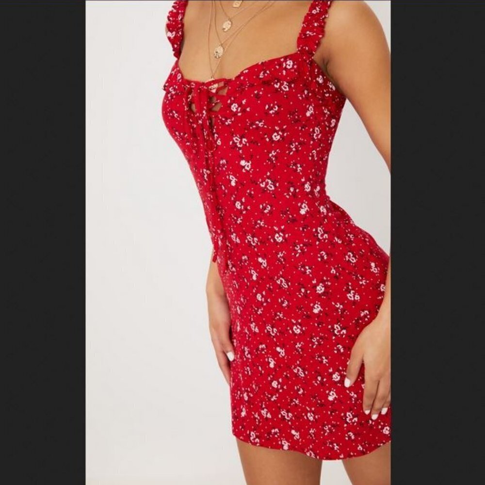 🐣NWT Pretty little thing Ruffled Babydoll Red Ditsy Floral Summer Dress